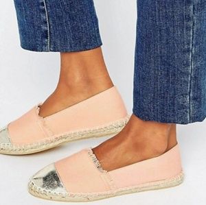 ASOS TRENDY FLATS